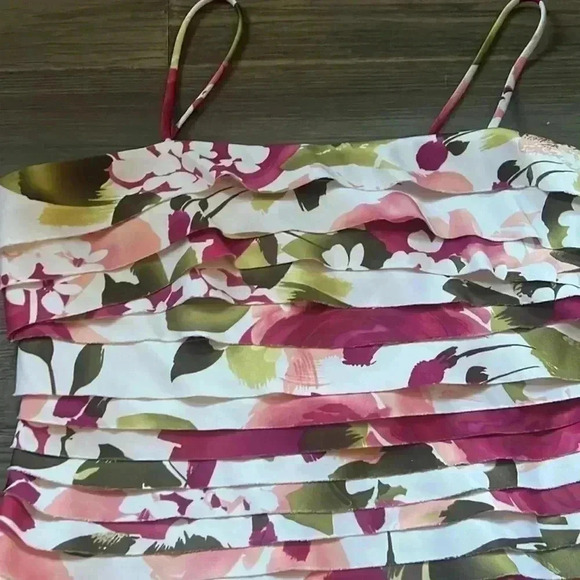 ✨🆕DRESSBARN🆕✨ | Tiered colourful floral dress - Picture 4 of 12